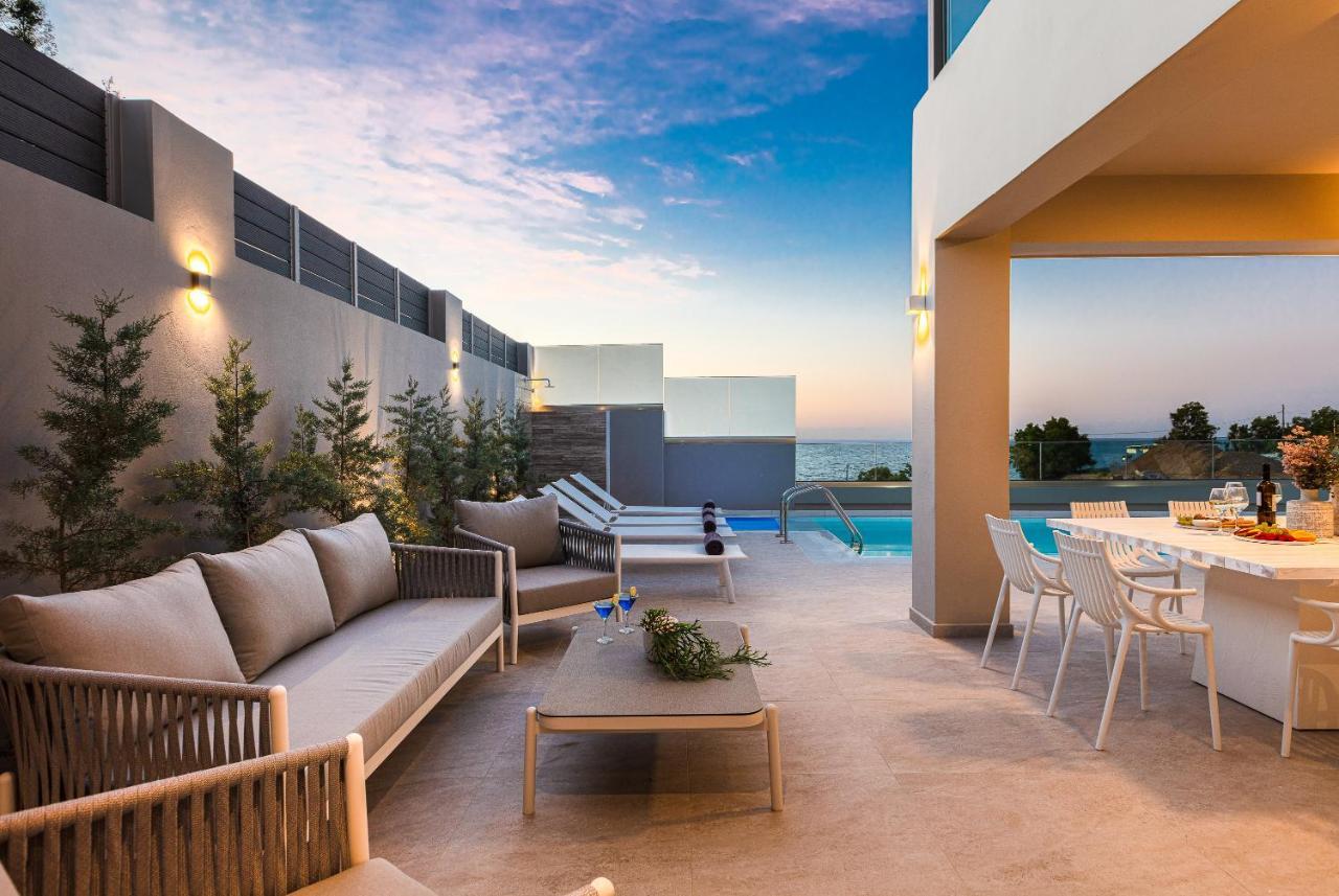 Lagoon Seaside Villa, Sumptuous Retreat,By Thinkvilla Πάνορμος Εξωτερικό φωτογραφία