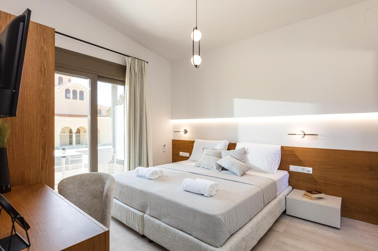 Lagoon Seaside Villa, Sumptuous Retreat,By Thinkvilla Πάνορμος Εξωτερικό φωτογραφία